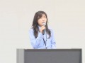 あいさつに立つ前田会場長