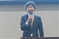 あいさつを述べる勝嵜流通委員長