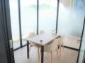 パーク内には個室の商談ルームが４室