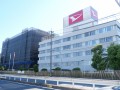 大阪府池田市にあるダイハツ工業本社