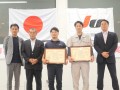 （左から）満田委員長、新園会長、重森さん、高さん、出口運営委員長
