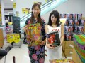 当日用意された花火缶と花火セット