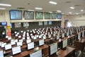 新ＪＵ共有セリ機が並ぶ会場は壮観