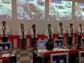 セレモニーで挨拶に立つ森会場長 