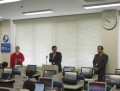 セレモニーでは、向井社長と畑中潔顧問（写真右）、船本幸希会場長（写真左）が並んだ