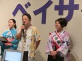 挨拶に立つ荒井会長