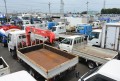 バントラ会場に並ぶ多種多様なトラック