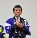 挨拶に立つ加藤勝義理事長