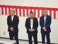 写真左から羽田社長、中村昌弘取締役西日本営業本部長、伊藤執行役員