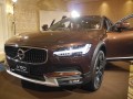 Ｖ９０の派生モデル「V９０クロスカントリー」は都会的雰囲気のクロスオーバー