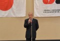 挨拶を行なう奥村会長・理事長　