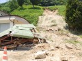 会場周辺には豪雨災害による爪痕が残る（１７日）