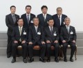 手前右から、宮部名誉顧問・北薗会長・金城副会長・山下副会長。後ろ、右から中尾副会長、永松副会長、中野副会長、黒木副会長。