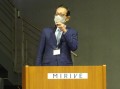 新年の挨拶に立つ伊藤社長