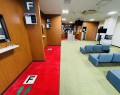 6レーンのセリ同時進行と充実したコーナー