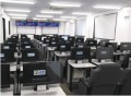 2階がオークションルームになります。